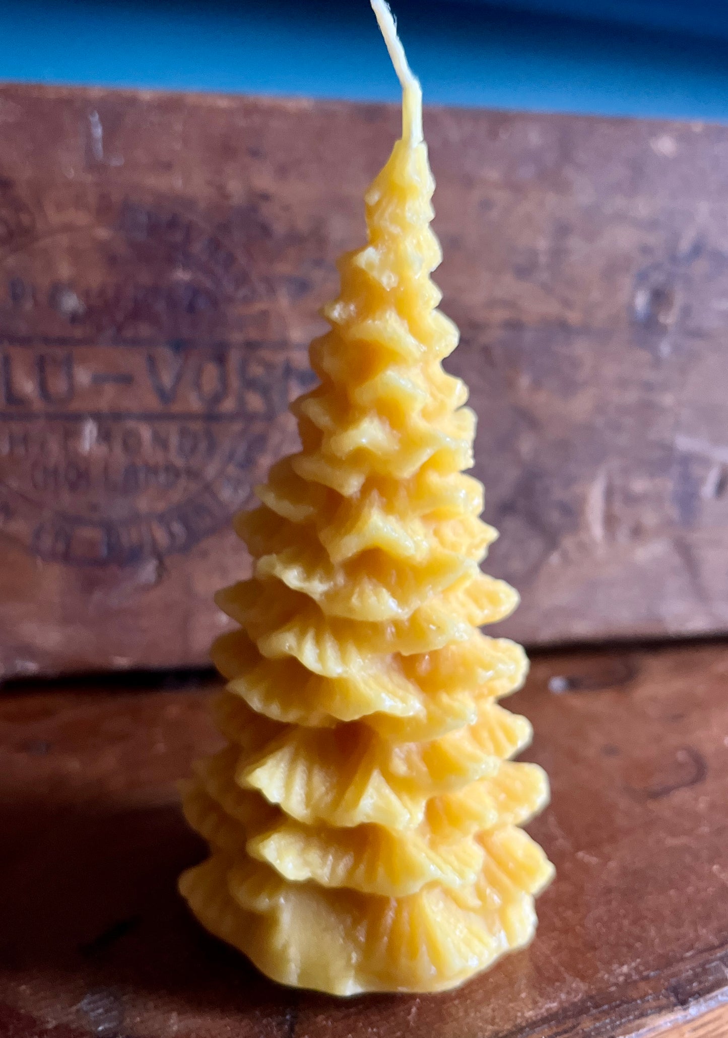 Tree Beeswax Candle